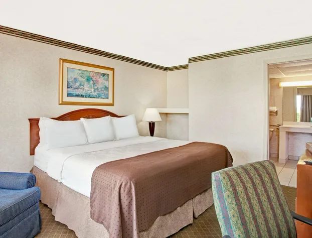 Days Inn by Wyndham Forrest City hotel detail image 2