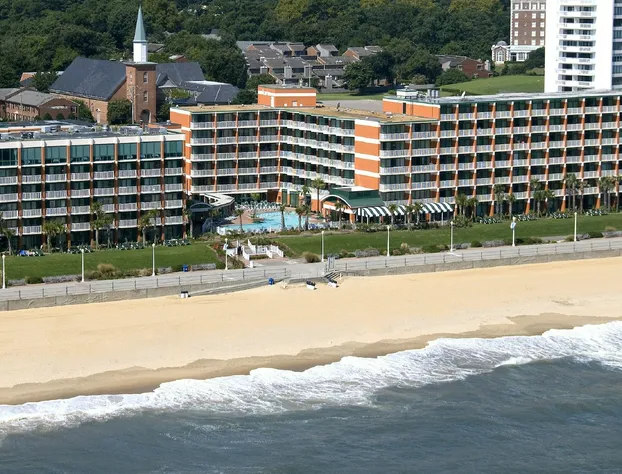 Holiday Inn & Suites Virginia Beach North Beach by IHG hotel detail image 1