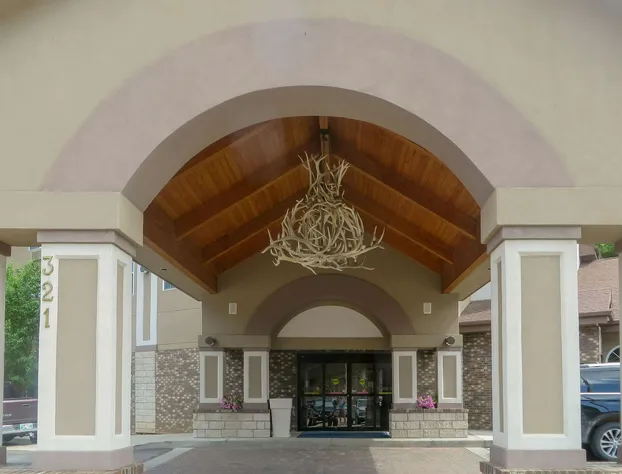 Comfort Inn & Suites Mt. Rushmore hotel detail image 3