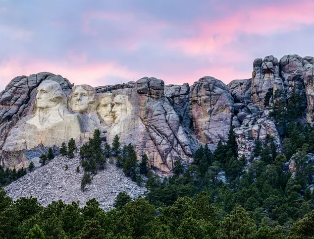 Comfort Inn & Suites Mt. Rushmore hotel detail image 4