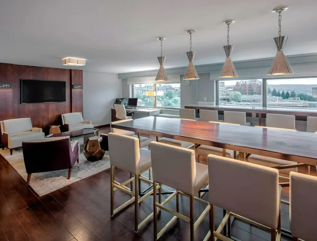 Sheraton Syracuse University Hotel And Conference Center hotel detail image 1