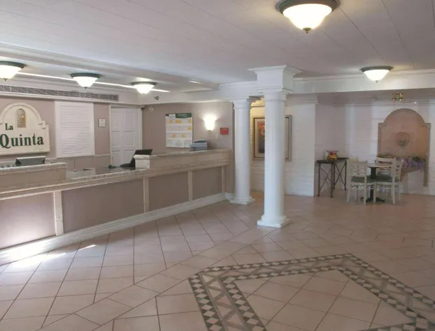 La Quinta Inn by Wyndham Bakersfield South hotel detail image 3