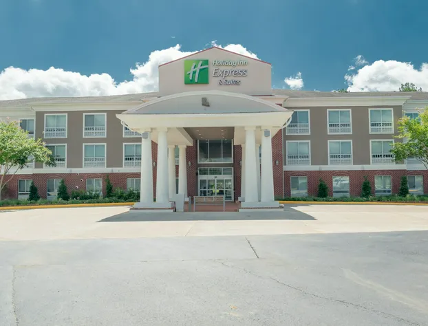 Holiday Inn Express Hotel & Suites Natchitoches by IHG hotel detail image 1