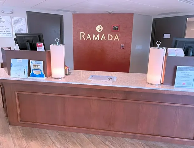 Ramada by Wyndham Minneapolis Golden Valley hotel detail image 4