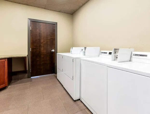 La Quinta Inn & Suites by Wyndham Seattle Downtown hotel detail image 4