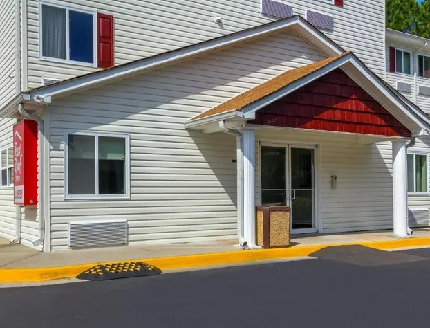 Red Roof Inn Darien - I-95/ North Brunswick hotel detail image 2