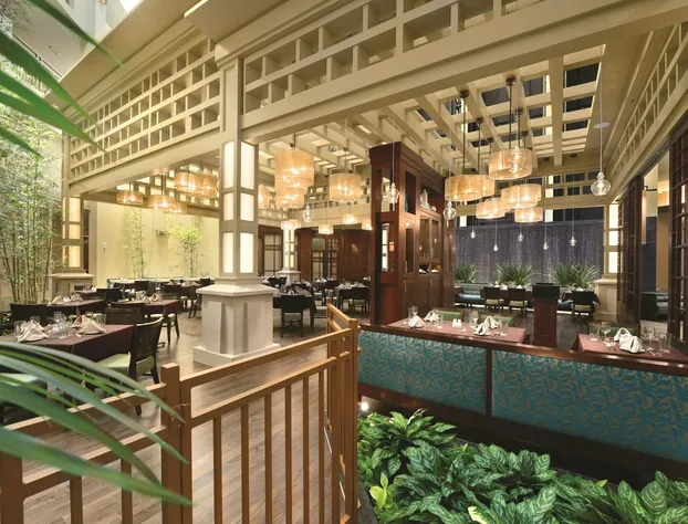 Embassy Suites by Hilton Orlando Lake Buena Vista South hotel detail image 4