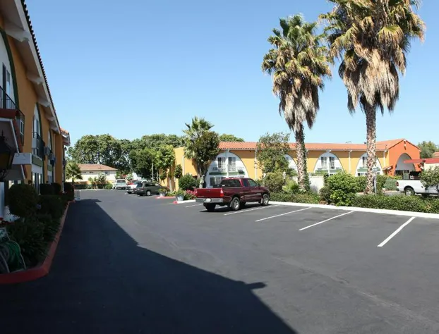 Granada Inn hotel detail image 2