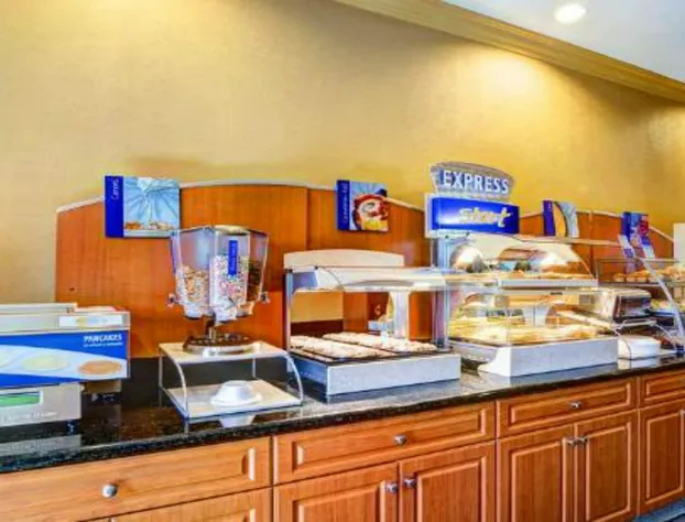 Holiday Inn Express San Diego - Rancho Bernardo, an IHG Hotel hotel detail image 2