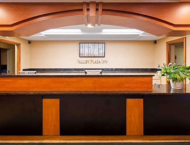 Valley Plaza Inn hotel detail image 3