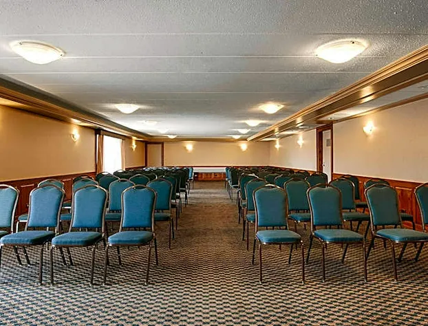 Valley Plaza Inn hotel detail image 4