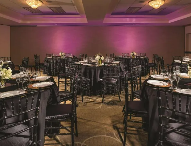 DoubleTree by Hilton Carson hotel detail image 3