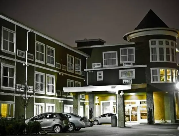 Days Inn by Wyndham Surrey hotel detail image 1