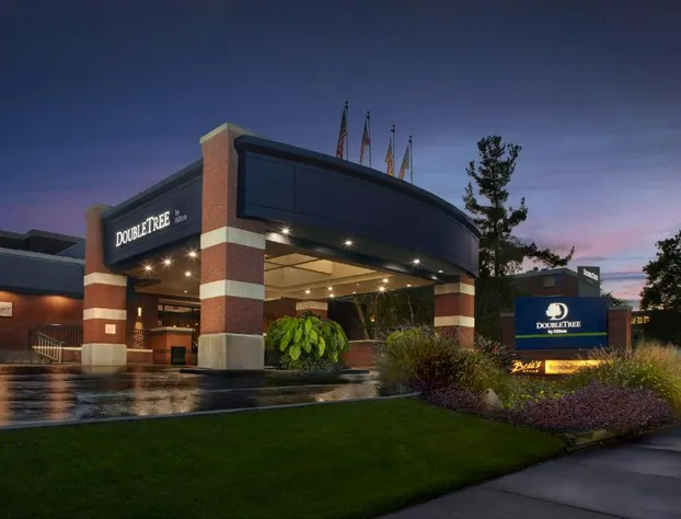 DoubleTree by Hilton Akron Fairlawn hotel detail image 2