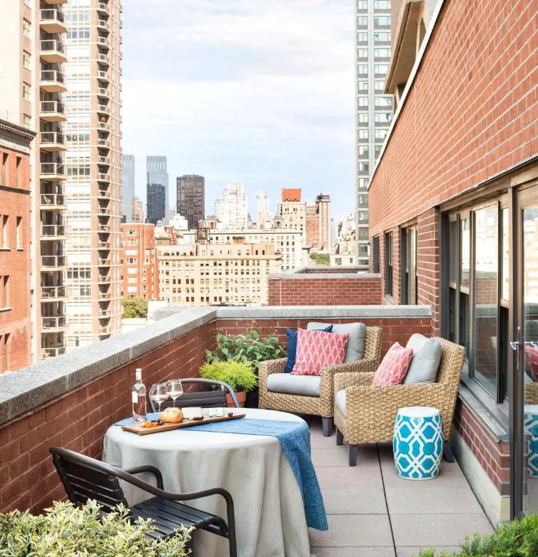 The Gardens Sonesta ES Suites New York hotel hero