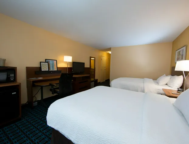 Fairfield Inn & Suites by Marriott Burlington hotel detail image 4