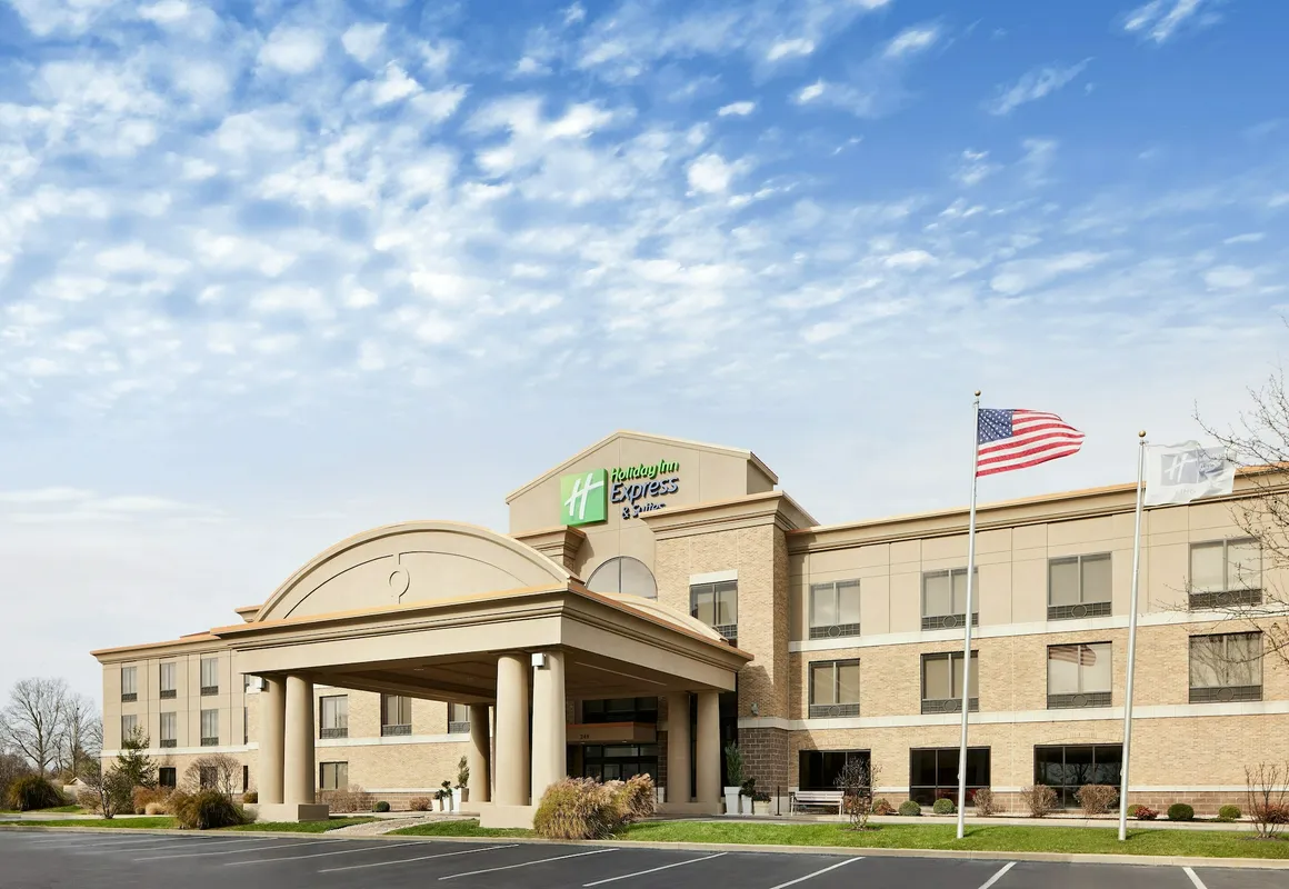 Holiday Inn Express & Suites Seymour by IHG hotel hero