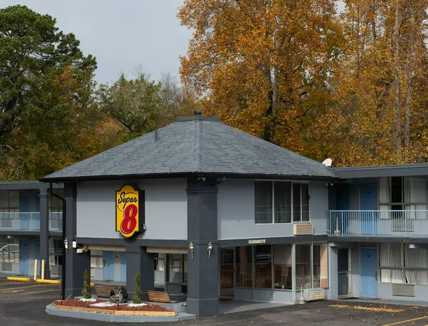 Super 8 by Wyndham Black Mountain hotel detail image 1