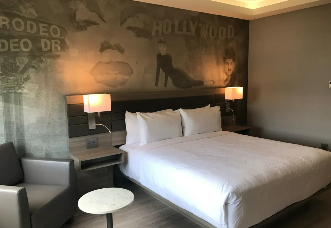 Comfort Inn Near Universal Studios hotel hero