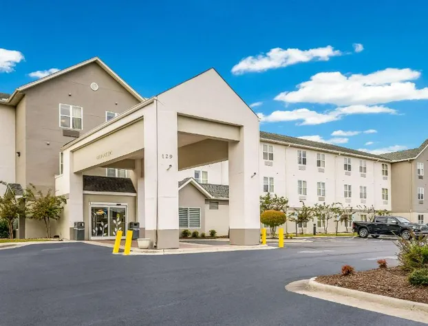 Sleep Inn & Suites Jacksonville near Camp Lejeune hotel detail image 1