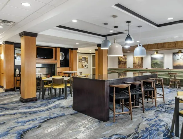 Fairfield Inn & Suites by Marriott Commerce hotel detail image 3