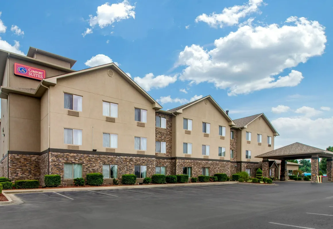 Comfort Suites Danville hotel hero