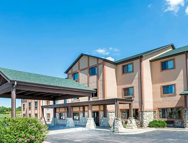 Super 8 by Wyndham Columbia East hotel detail image 1