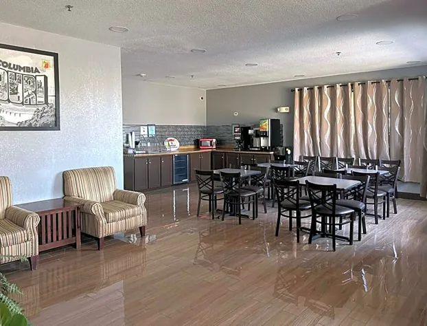 Super 8 by Wyndham Columbia East hotel detail image 2