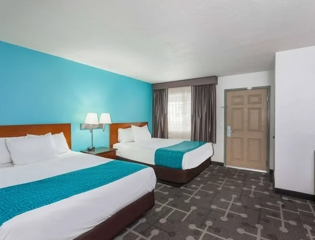 Howard Johnson by Wyndham National City/San Diego South hotel detail image 2