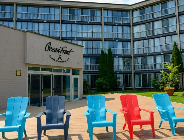 Oceanfront Suites at Cowichan Bay hotel detail image 2