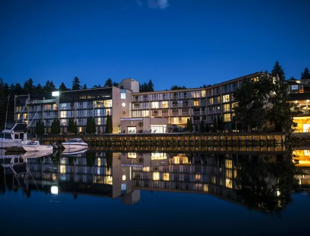 Oceanfront Suites at Cowichan Bay hotel detail image 3