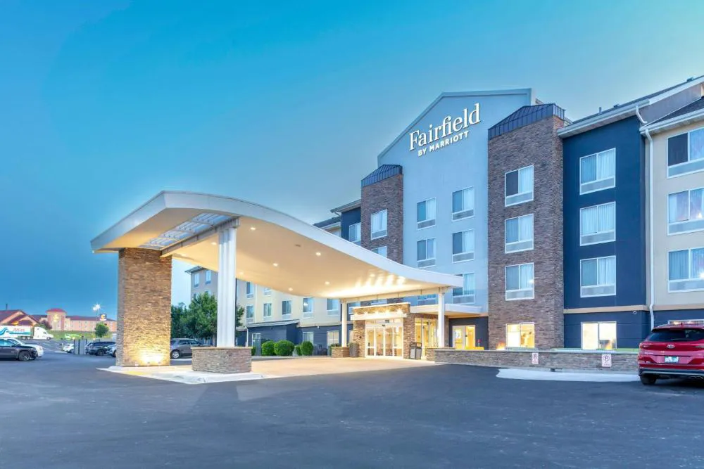 Fairfield Inn & Suites by Marriott Rapid City hotel hero