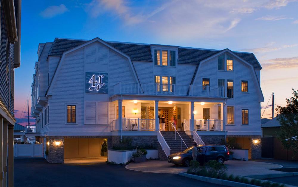 Forty 1 North hotel hero
