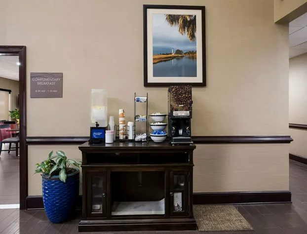 Comfort Inn & Suites Midway - Tallahassee West hotel detail image 4