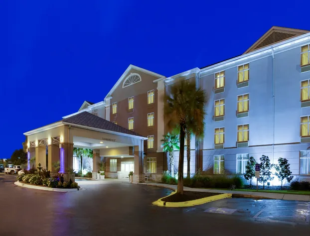 Holiday Inn Express & Suites Charleston - Northwoods by IHG hotel detail image 1