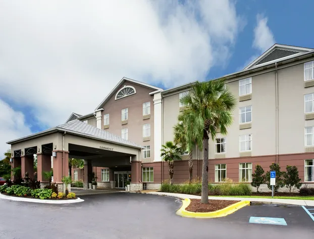 Holiday Inn Express & Suites Charleston - Northwoods by IHG hotel detail image 2