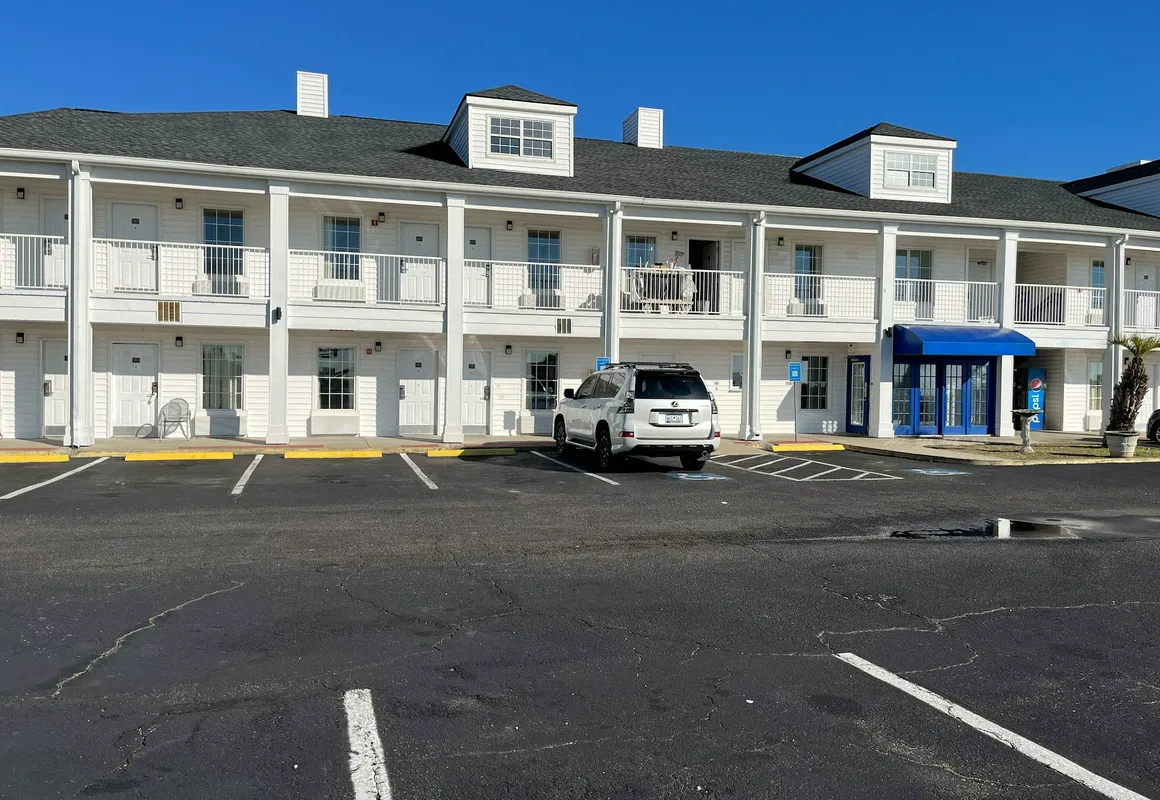 Motel 6 Georgetown, SC - Marina hotel hero