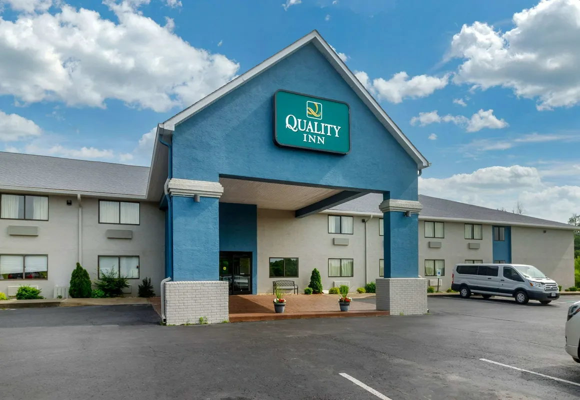 Quality Inn Danville hotel hero