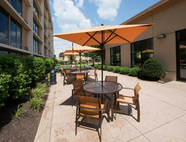 Courtyard by Marriott Canton hotel detail image 2