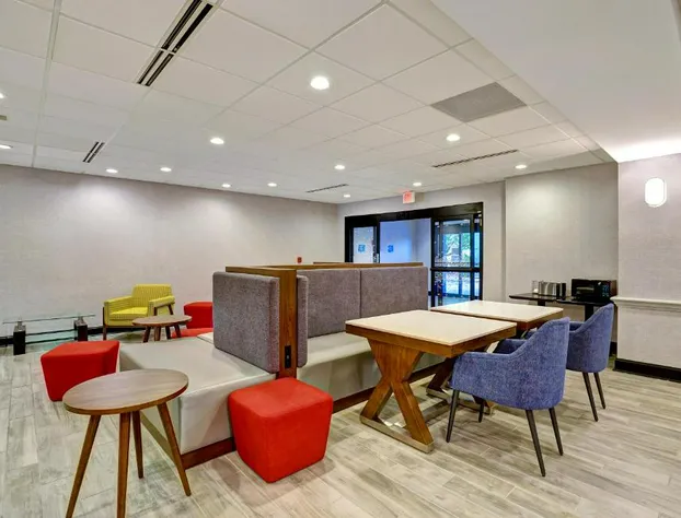 Hampton Inn Cortland hotel detail image 3