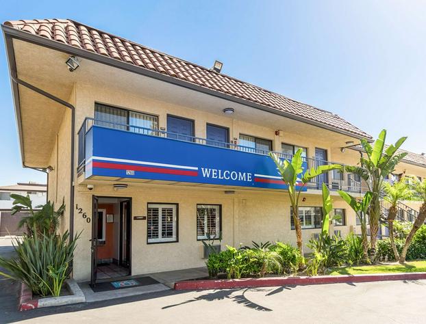 Motel 6 Riverside, CA - UCR East hotel detail image 3