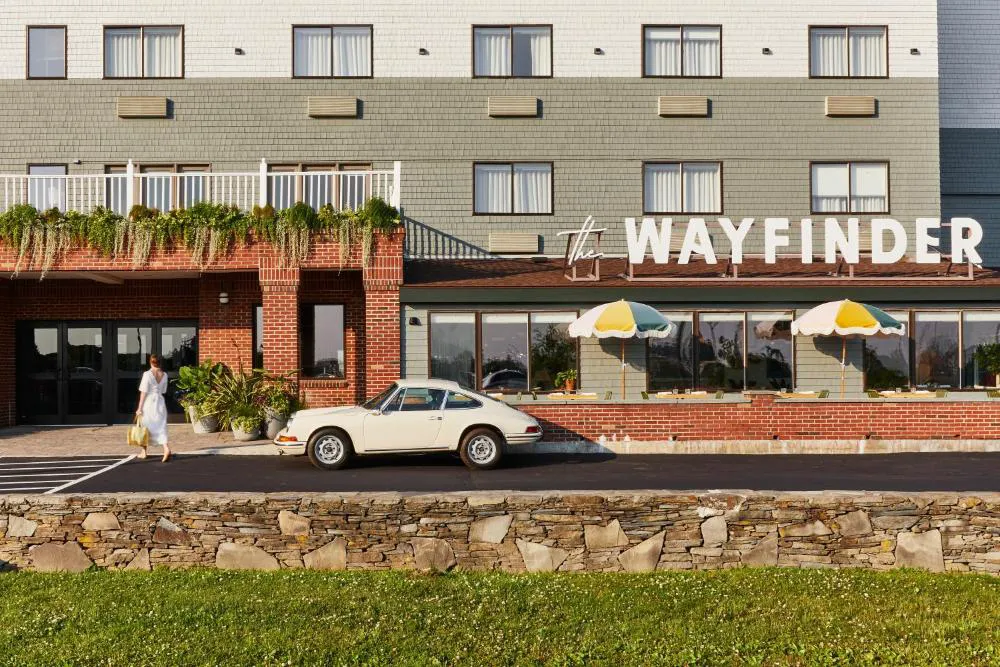 Wayfinder Newport hotel hero