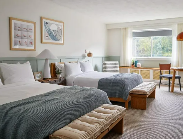 Wayfinder Newport hotel detail image 4