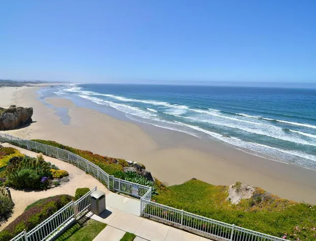 Pismo Lighthouse Suites hotel detail image 3