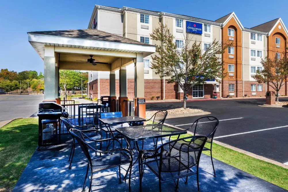 Candlewood Suites Fayetteville – University of Arkansas by IHG hotel hero