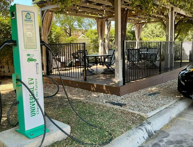 Days Inn by Wyndham Arlington hotel detail image 3