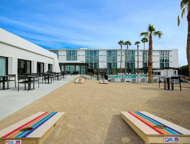 DoubleTree by Hilton Palmdale, CA hotel detail image 2