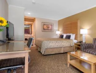 Best Western Plus Dixon Davis hotel detail image 4