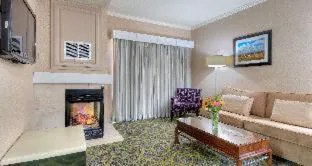 Best Western Plus Dixon Davis hotel detail image 2