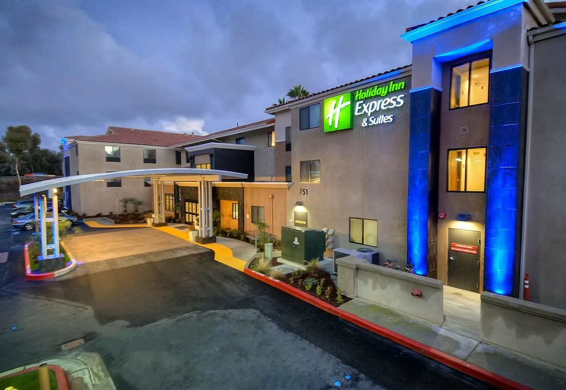 Holiday Inn Express Hotel & Suites Carlsbad Beach by IHG hotel hero